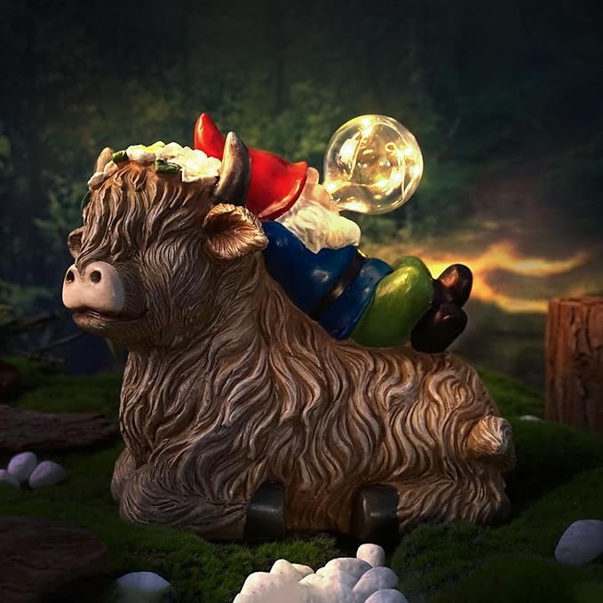 Solar Highland Cow Gnome Garden Decor Statue, Outdoor Funny Solar Light Decoration for Yard, Patio, Lawn, Unique Housewarming, Birthday Gift for Women, Mom, Grandma