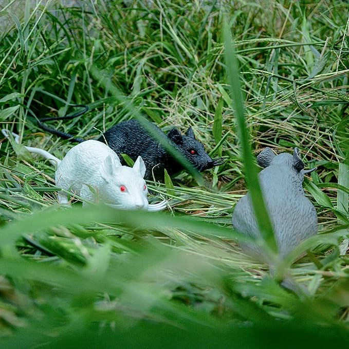 XONOR Halloween DÃcor Set of 3 Realistic Looking Spooky Mice Rats, Super Large Plastic Mouce for Best Halloween Decoration, 3 Colors (White & Black & Grey)