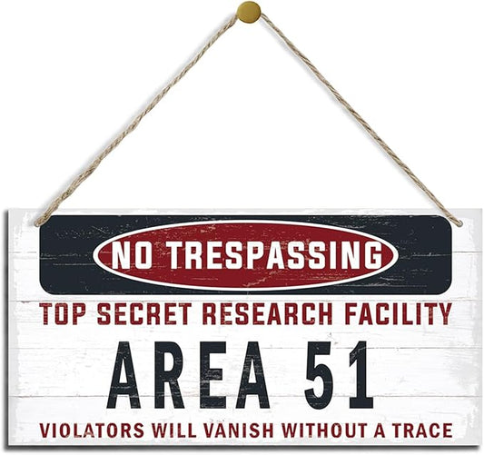Warning Sign, Area 51 No Trespassing Warning Wood Plaque Sign, Funny Door Signs, Decorative Wood Hanging Suspension Plaque, Farmhouse Wooden Wall Decor