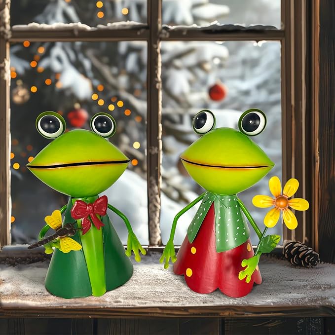 HONGLAND Frog Metal Yard Art - Cute Frogs Garden Decor for Outside - 3D Frog Figurines Outdoor Statues for Lawn Patio Pathway Yard Holiday (with Flower)