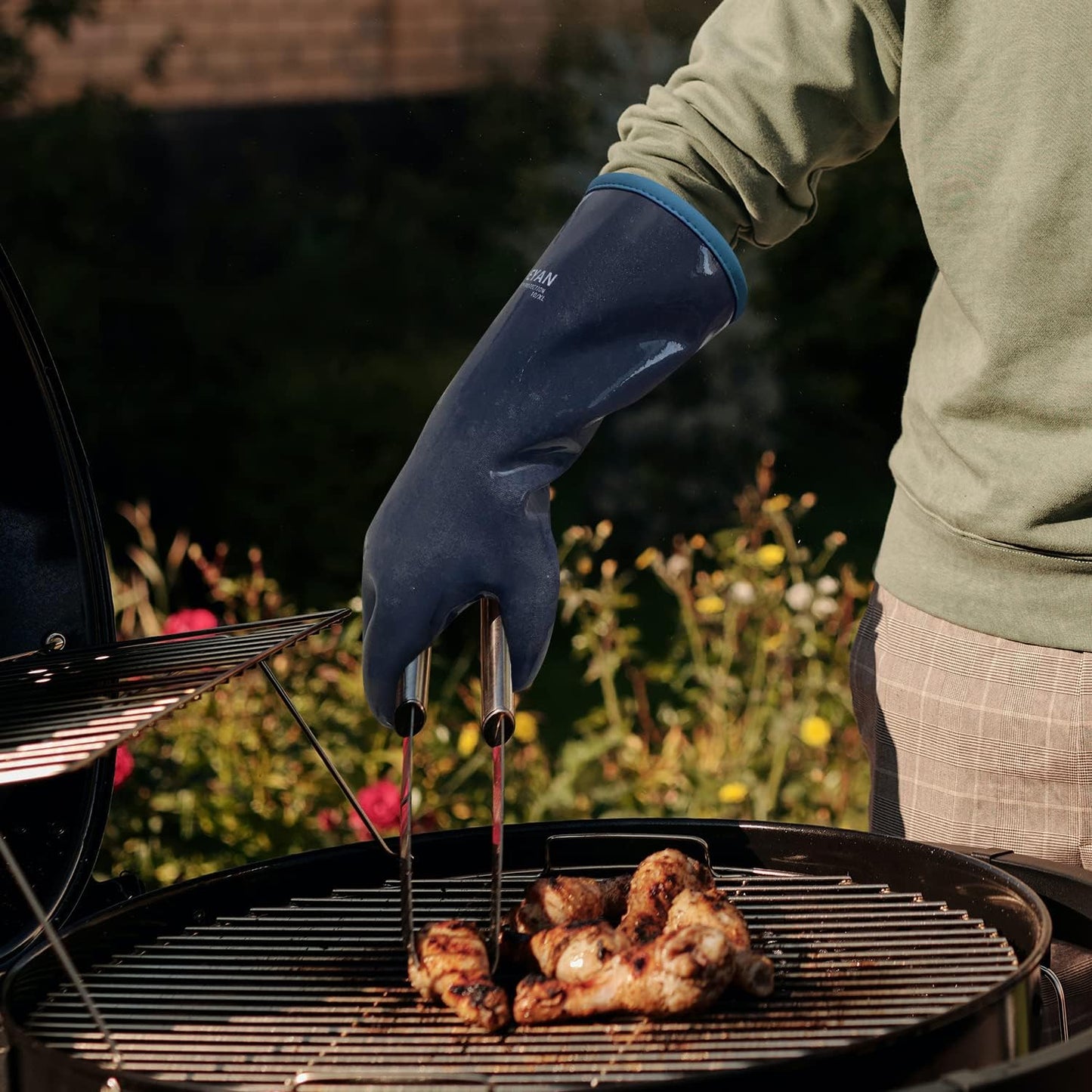 DEYAN Silicone BBQ Gloves, 932°F Heat Resistant Oven Gloves with Fingers, Kitchen Waterproof Hot Proof Glove for Fryer, Smoker, Baking, Cooking, Cutting(10/XL)