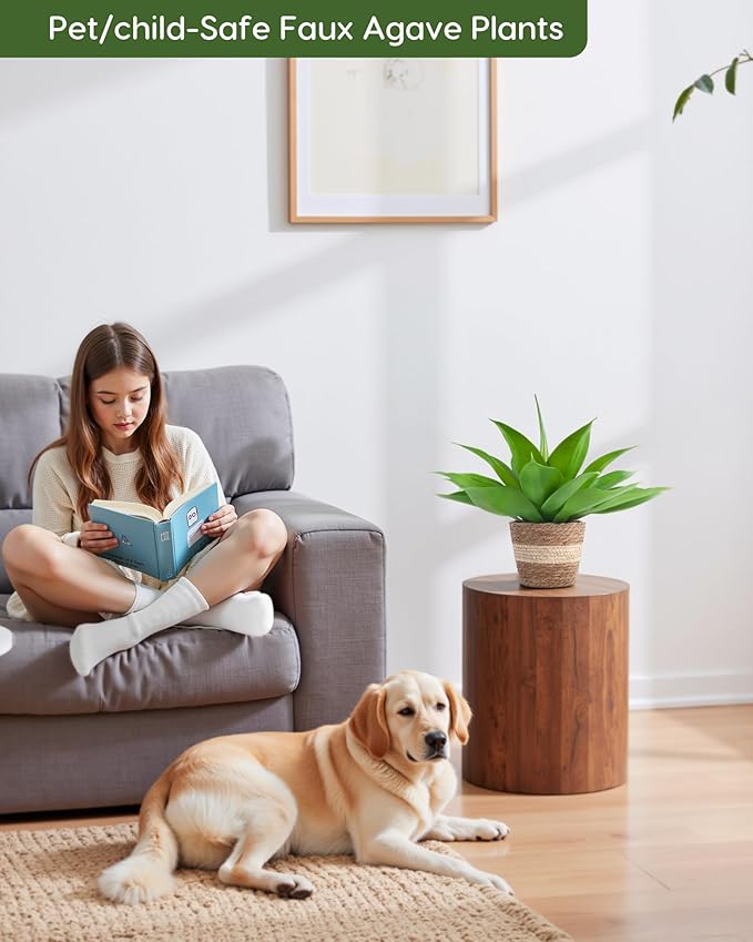 Velener Fake Agave with Rattan Pot, Artificial Plant Outdoor Agave - Fake Sucuulents Plants for Indoor and Outdoor Decor(15 Inch)