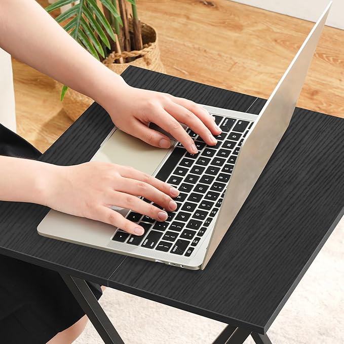 HOOBRO Folding TV Tray Table, Wooden TV Tray, Portable Sofa Side Table, Industrial Snack Table End Table for Small Spaces, Space-Saving, Easy to Install and Fold, Black BB27BZ01