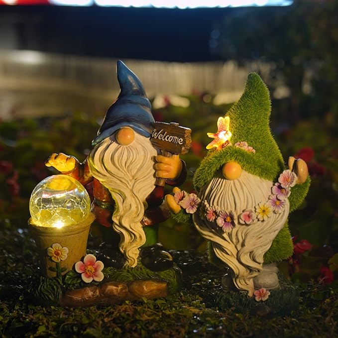 DiliComing Solar Garden Gnomes Outdoor Statues - Cute Gnome Statue with Welcome for Yard Patio Porch Lawn, Resin Gnome Figurine with Solar Light for Thanksgiving and Christmas