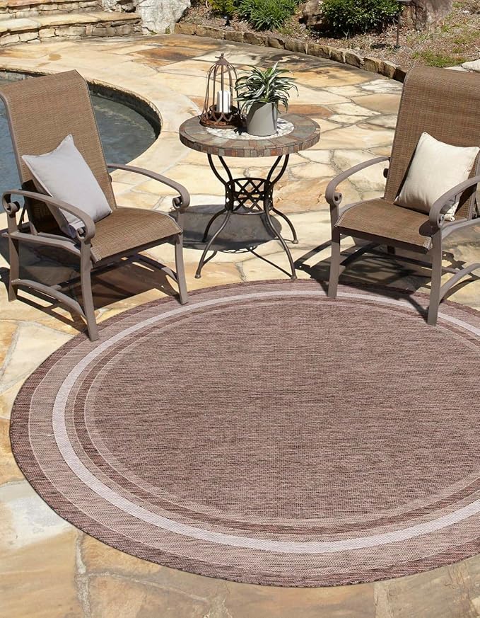 Unique Loom Outdoor Border Collection Area Rug - Soft Border (7' 10" Round Brown/Ivory)
