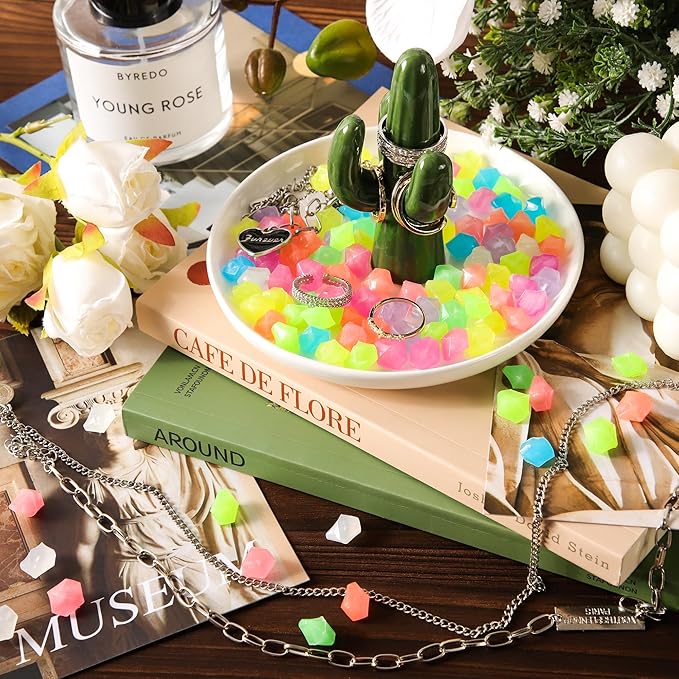 OSOPOLA 750 PCS Glow in The Dark Rocks - Mixed Color Fish Tank Decorations Diamond-Shaped Pebbles Rocks for Aquarium Glowing Rocks Accessories FD05MX750C