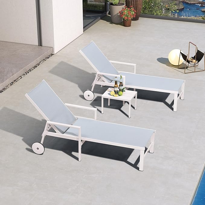 PURPLE LEAF Outdoor Lounge Chairs Set of 4 White Aluminum Chaise Lounge Chair Outdoor with Wheels and Armrest for Patio Deck Pool Side Table Include, Bluish-Gray