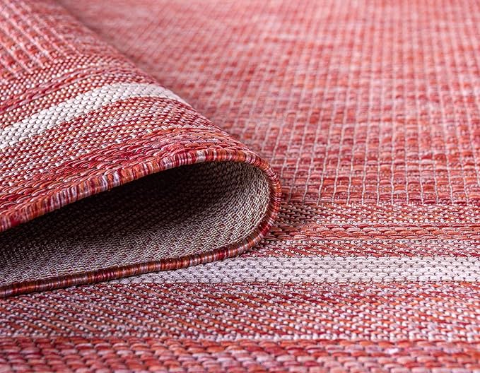 Unique Loom Outdoor Border Collection Area Rug - Soft Border (5' 3" x 8' Rectangle, Rust Red/ Ivory)