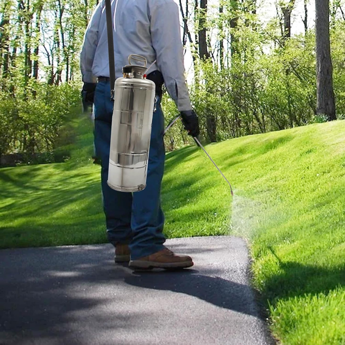 3.5 Gallon Stainless Steel Sprayer Hand Pump Sprayer with Pressure Gauge Safety Valve Adjustable Nozzle for Gardening Lawn and Cleaning