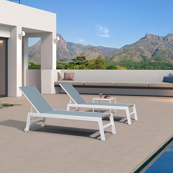 PURPLE LEAF Lounge Chair Outdoor Set of 4 White Aluminum Lounge Chairs with Wheels and Table Outdoor Chaise Lounge for Patio Pool Yard, Steel Blue