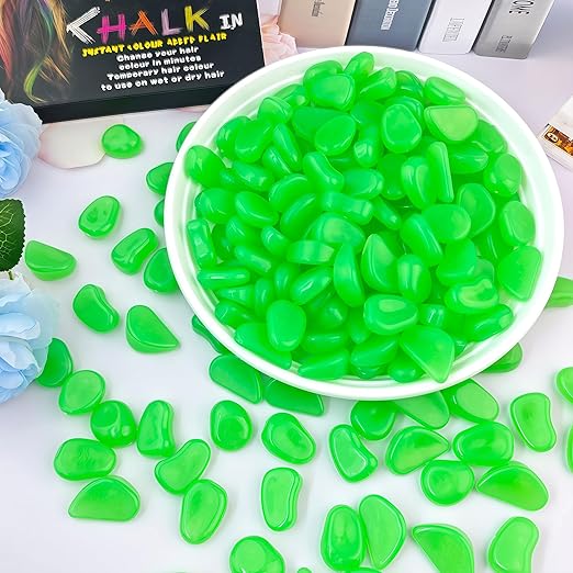 1.4LB 25-27mm Green Gardening Luminous Glow Stones Outdoor Decorations Luminous Stones Glow Stones Pebbles for Patio Landscaping Lawn Landscape Decor