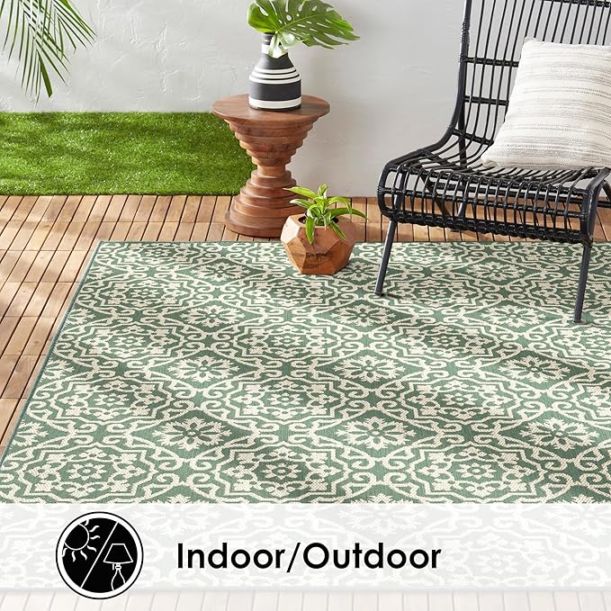 Nicole Miller New York Patio Country Julia Transitional Geometric Indoor/Outdoor Area Rug, Green/Beige, 6'6"x9'2"