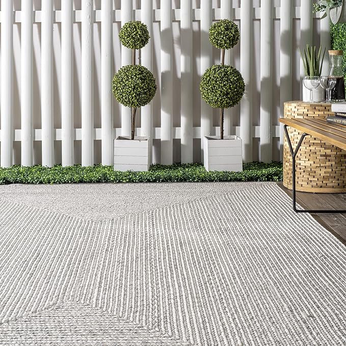 nuLOOM Oval 8'6" x 11'6" Solid Hand Braided Indoor/Outdoor Area Rug, Pet-Friendly, High Traffic, Weather Resistant, for Patio, Balcony, Bedroom, Living, Dining Room, Wynn Ivory