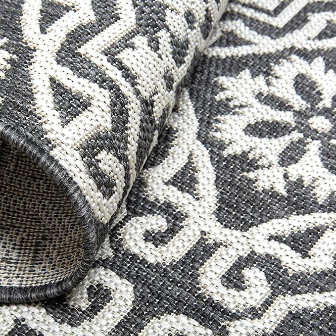 Nicole Miller New York Patio Country Julia Transitional Geometric Indoor/Outdoor Area Rug, Black/Grey, 9'2"x12'5"