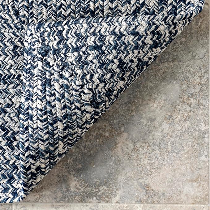 nuLOOM 6' x 9' Solid Hand Braided Indoor/Outdoor Area Rug, Pet-Friendly, High Traffic, Weather Resistant, for Patio, Balcony, Bedroom, Living, Dining Room, Wynn Navy